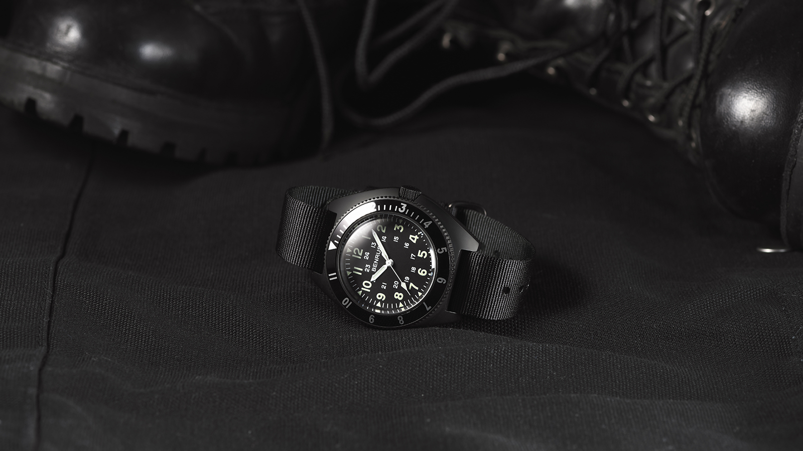 BENRUS（ベンラス） TYPE-II BLACK